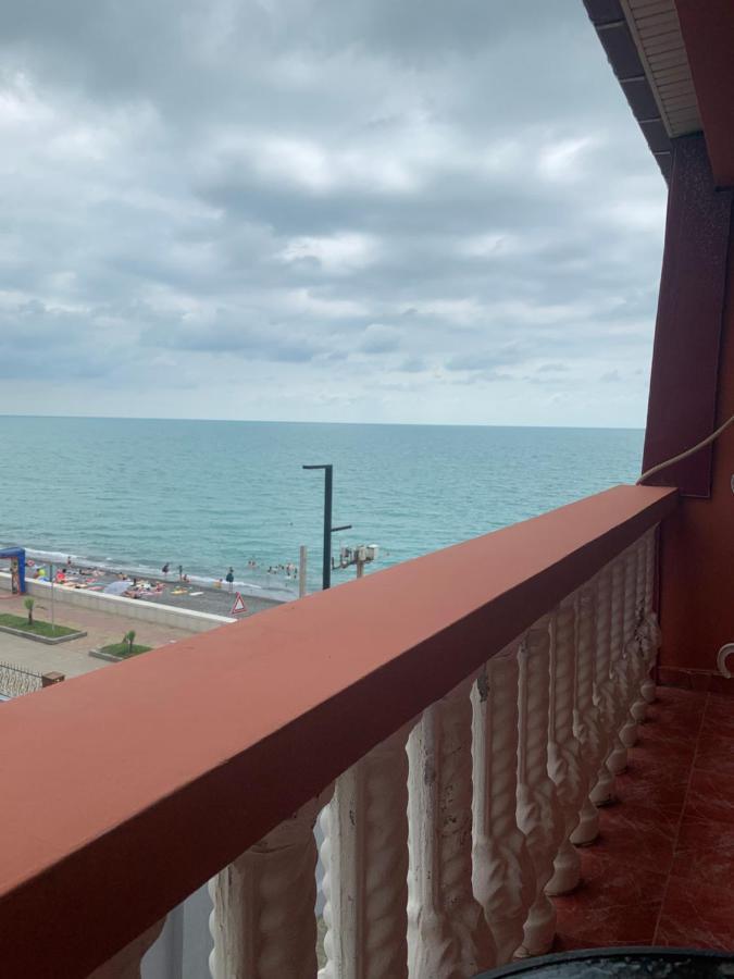 Guest House Rusalka Kobuleti Bagian luar foto