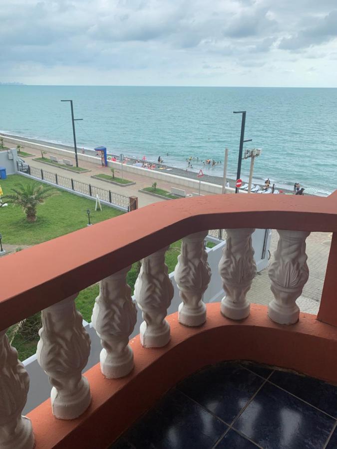 Guest House Rusalka Kobuleti Bagian luar foto