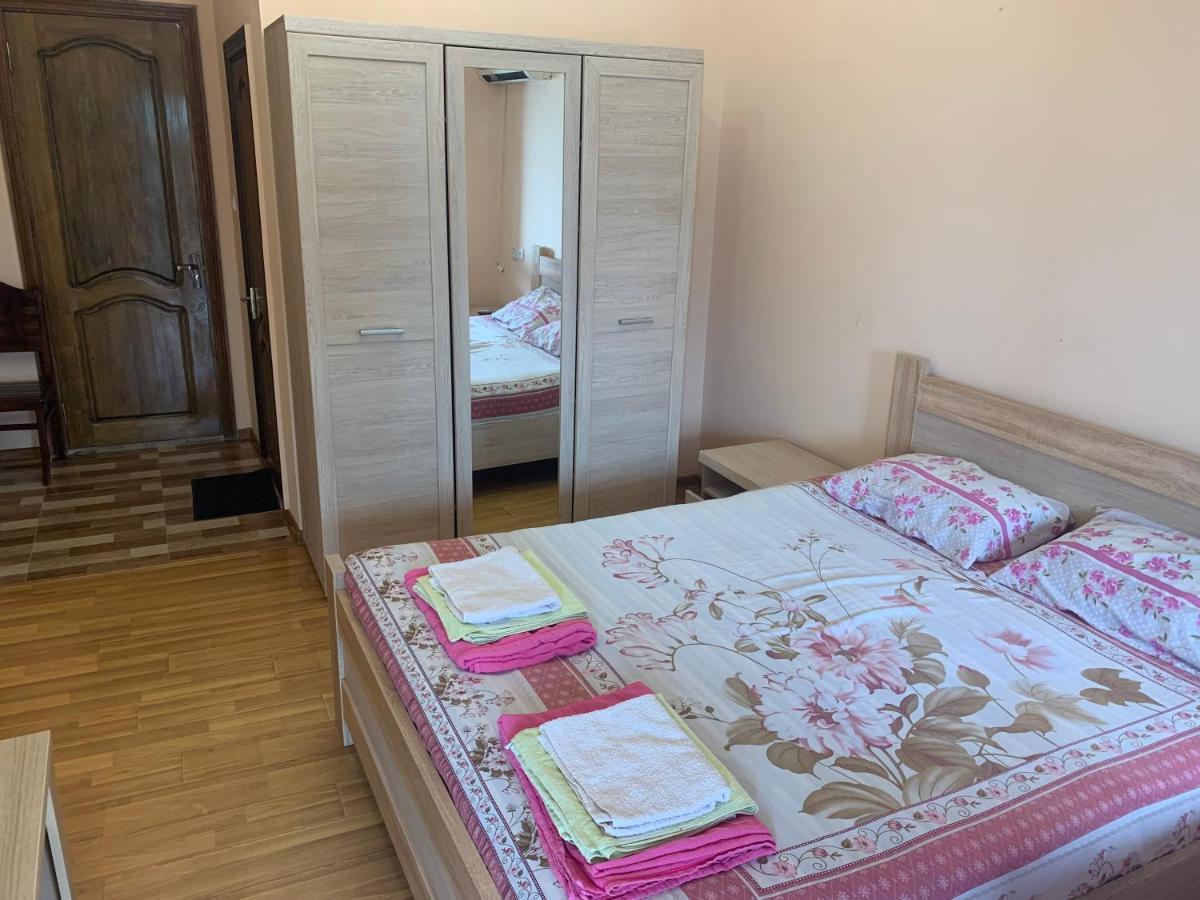 Guest House Rusalka Kobuleti Bagian luar foto
