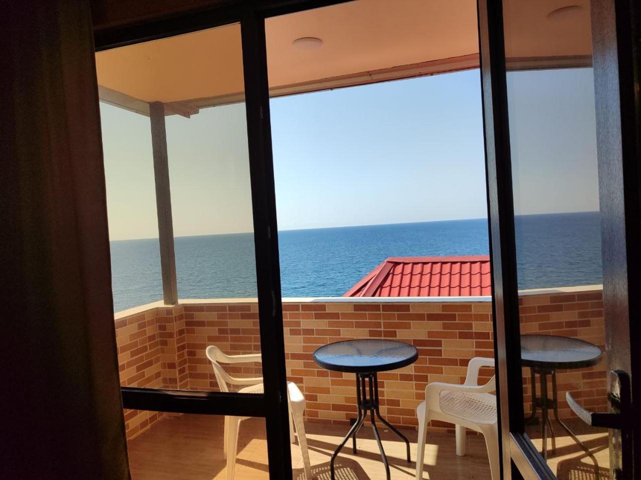 Guest House Rusalka Kobuleti Bagian luar foto