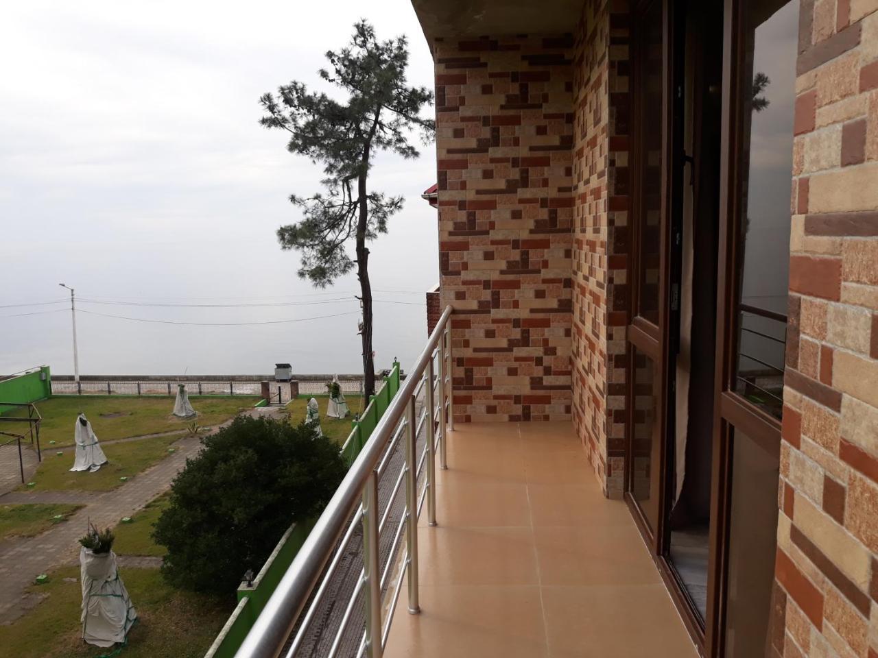 Guest House Rusalka Kobuleti Bagian luar foto