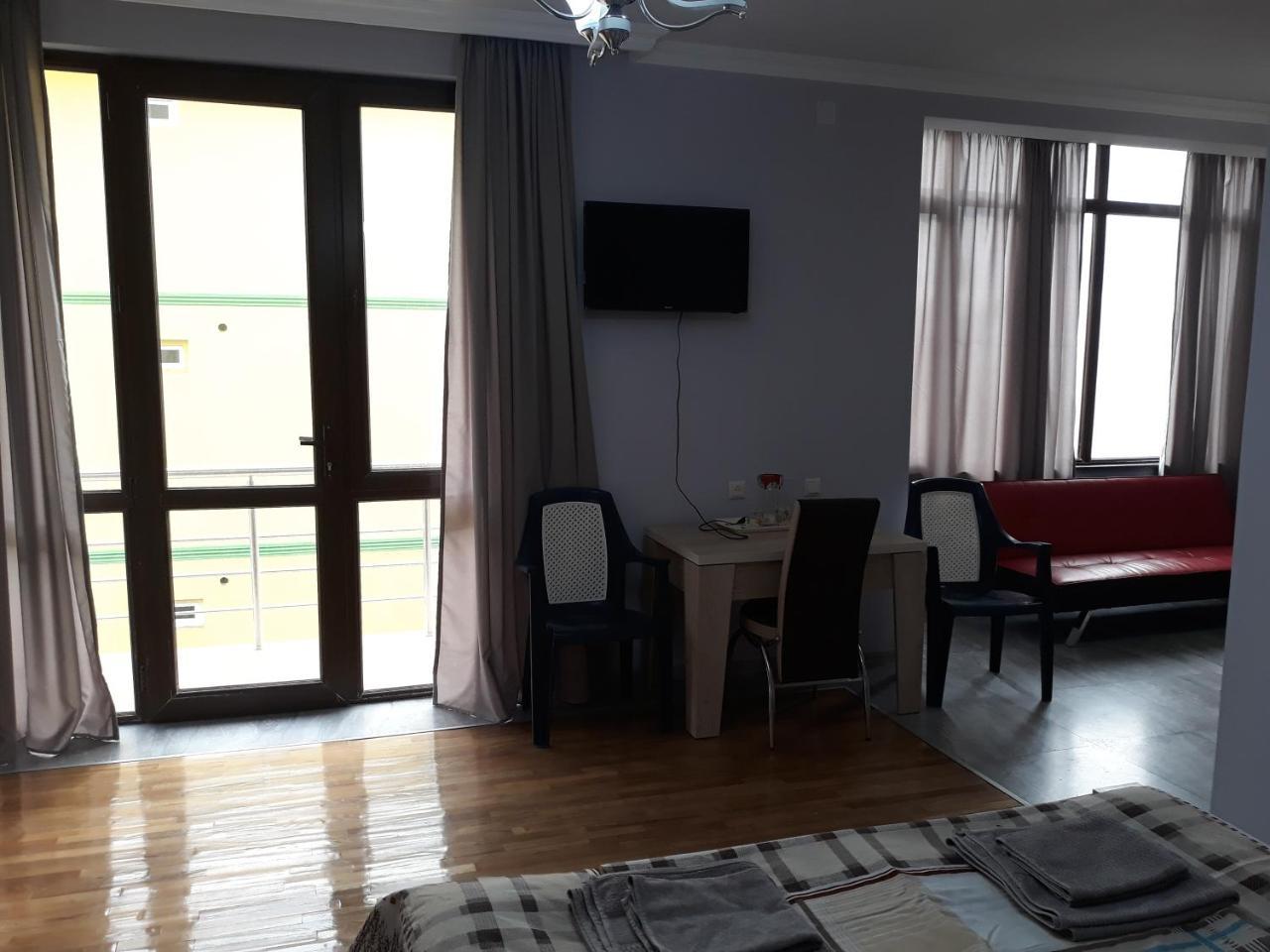 Guest House Rusalka Kobuleti Bagian luar foto
